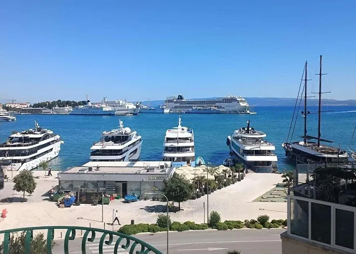 Appartement By The Sea - 23443