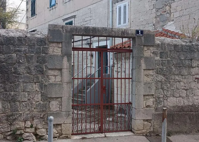 By The Sea - 23443 Split